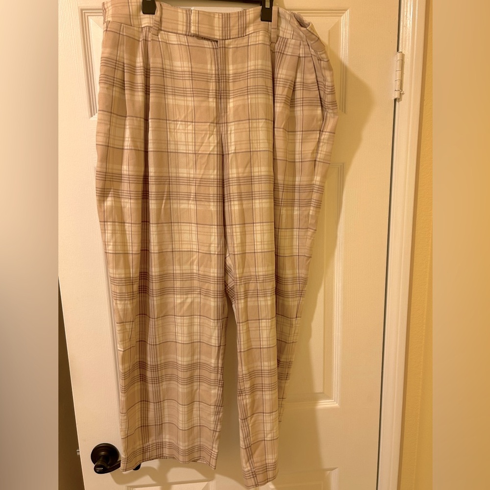 ONLY WORN A FEW TIMES: SIZE 16 PROLOGUE FOR TARGET PINK PLAID PLEATED TROUSERS